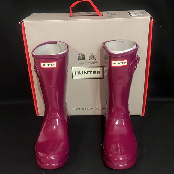 Women’s Original Short Gloss Violet Hunter Boot! - Picture 3 of 5